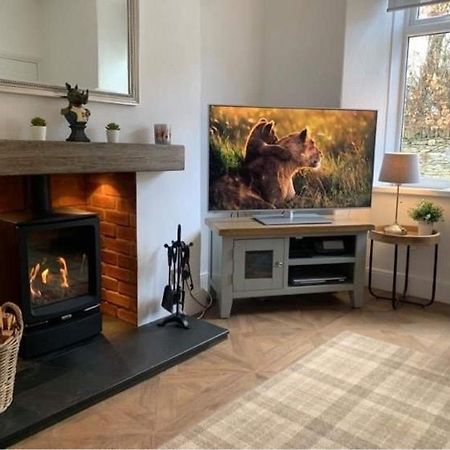 Woodland Cottage - Private Courtyard - Pet Friendly Retreat In The Heart Of Windermere Exteriér fotografie
