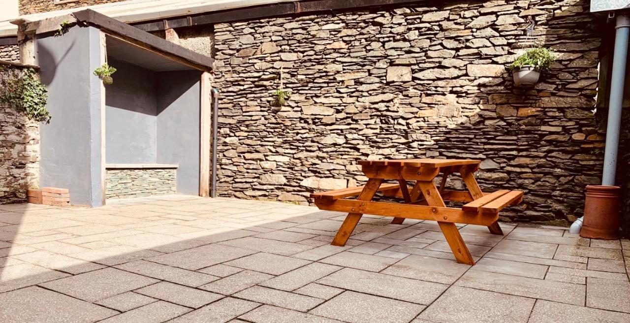 Woodland Cottage - Private Courtyard - Pet Friendly Retreat In The Heart Of Windermere Exteriér fotografie